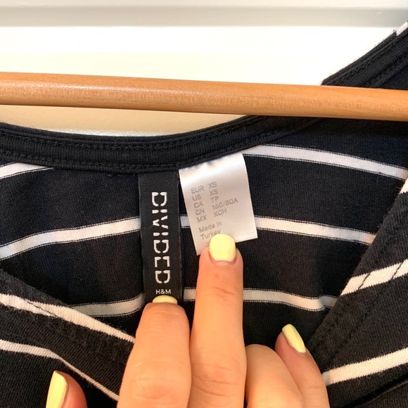 H&M Striped Low Back 3/4 Length Crop Top - Picture 2 of 3